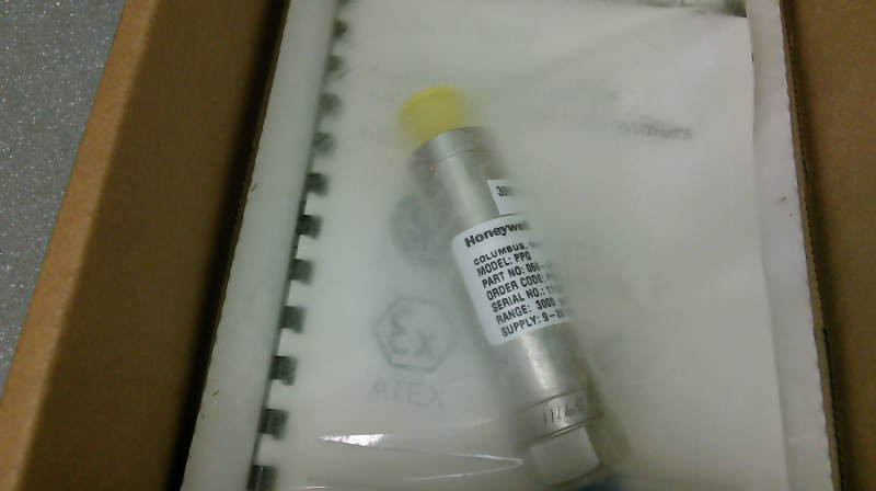 TRANSDUCTOR DE PRESION HONEYWELL  060-J576-09 -